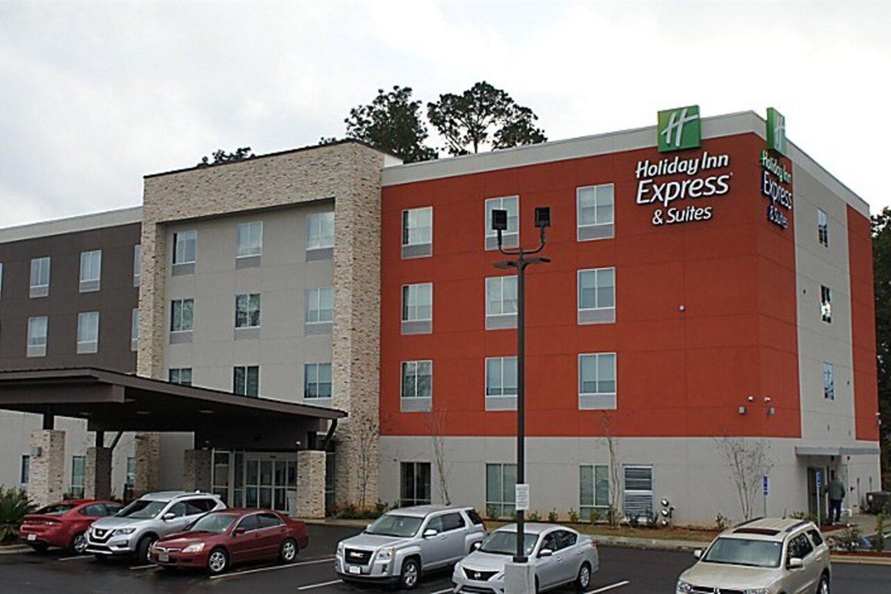Holiday Inn Express & Suites Pineville-Alexandria Area Eksteriør bilde