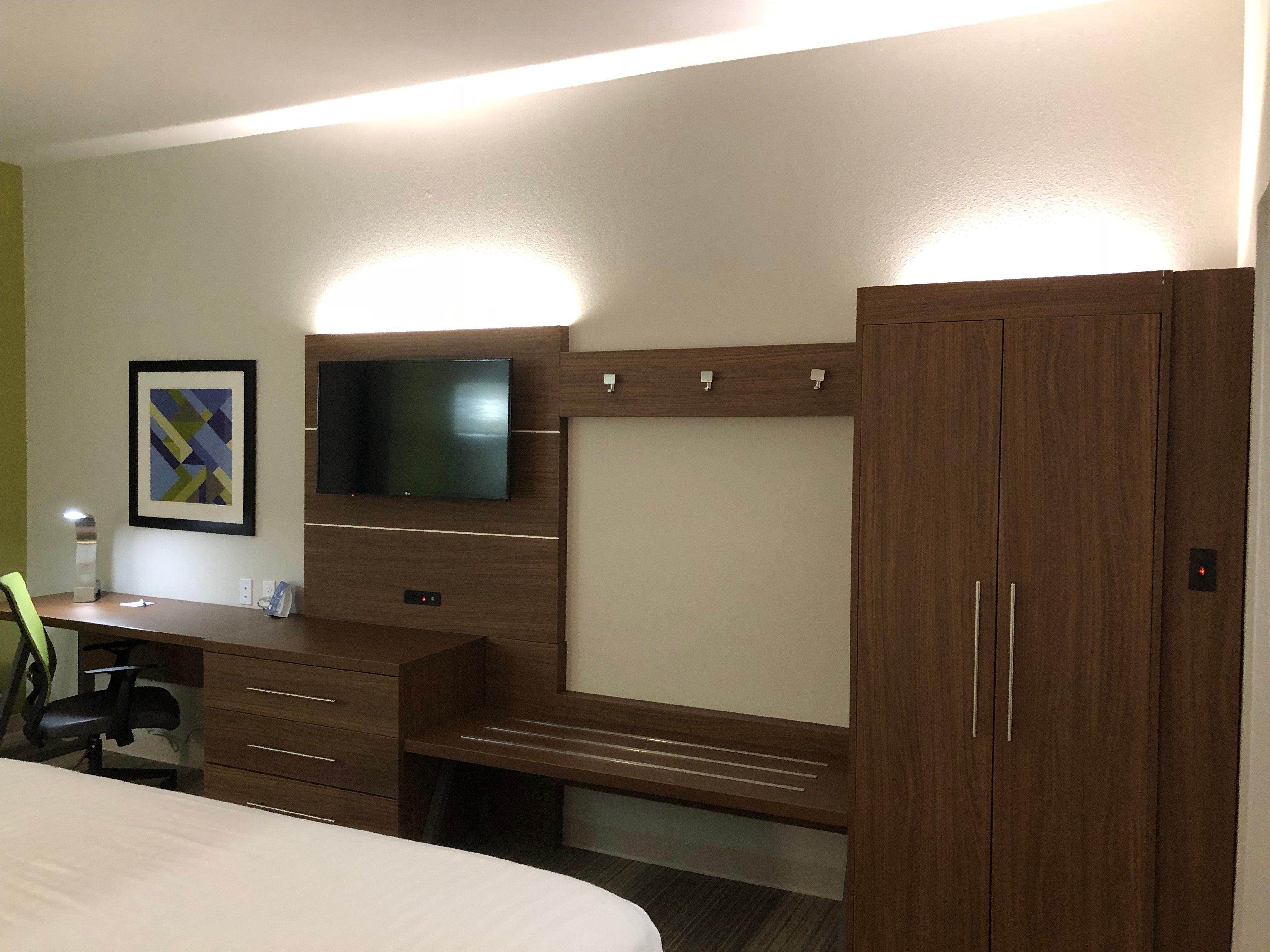 Holiday Inn Express & Suites Pineville-Alexandria Area Eksteriør bilde