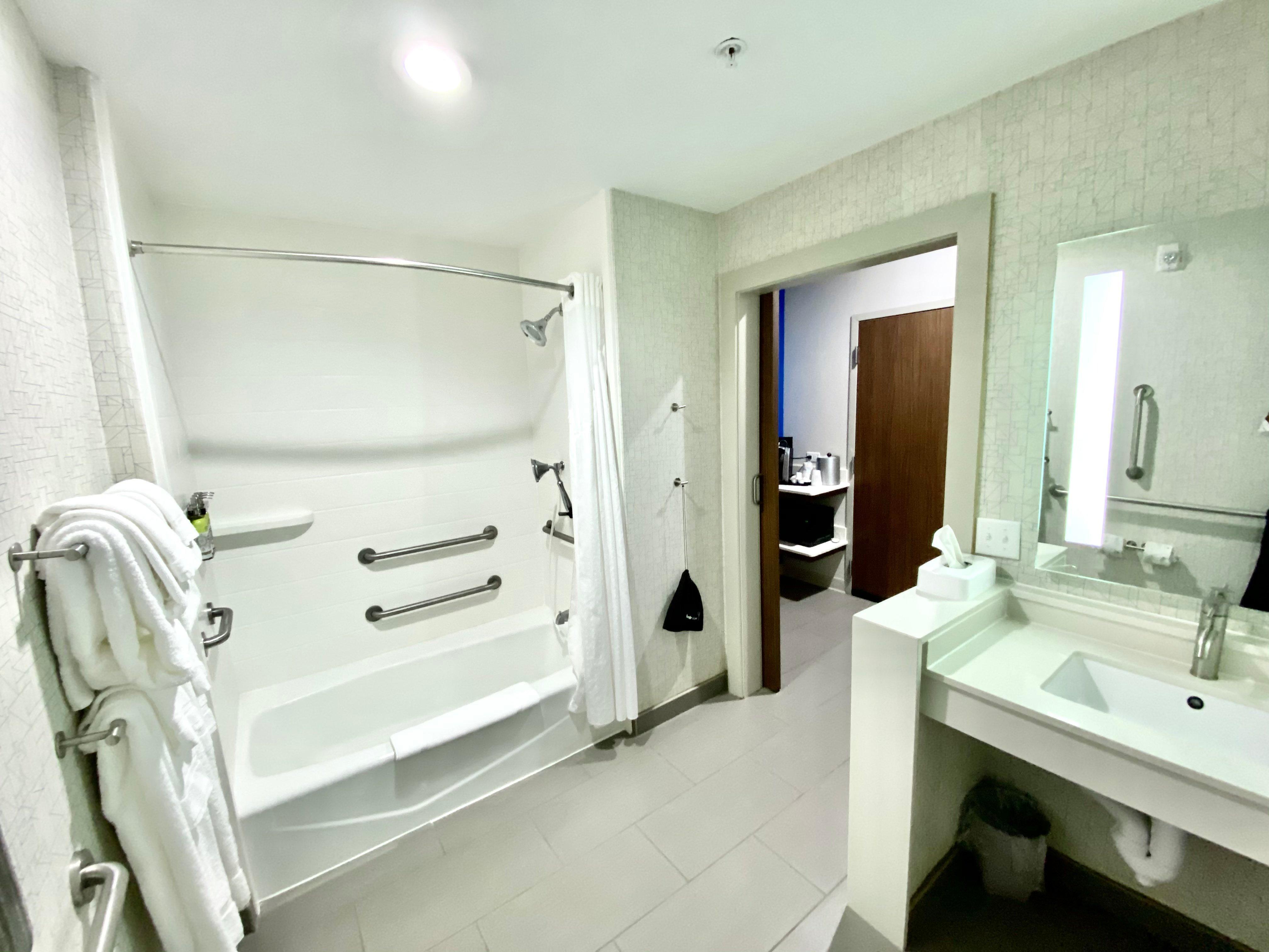 Holiday Inn Express & Suites Pineville-Alexandria Area Eksteriør bilde