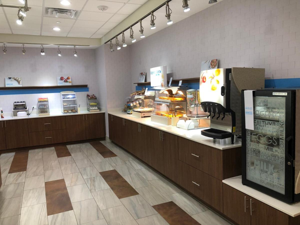 Holiday Inn Express & Suites Pineville-Alexandria Area Eksteriør bilde